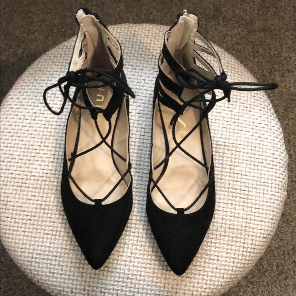 Unisa lace up flats size 7.5